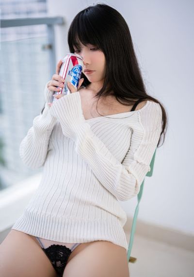 欧洲美女与动交zoz0z喝奶水