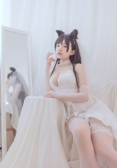 穿刺公媳情电影