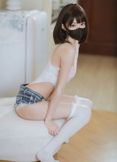 轻漂亮岳每4乱理电影片