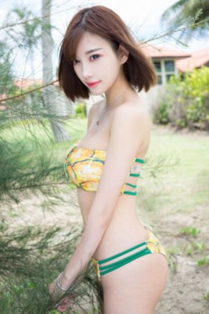 白丝美女被艹
